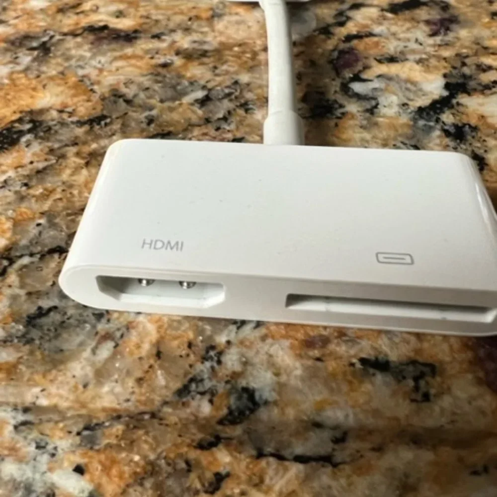 Apple HDMI/ USB Adapter